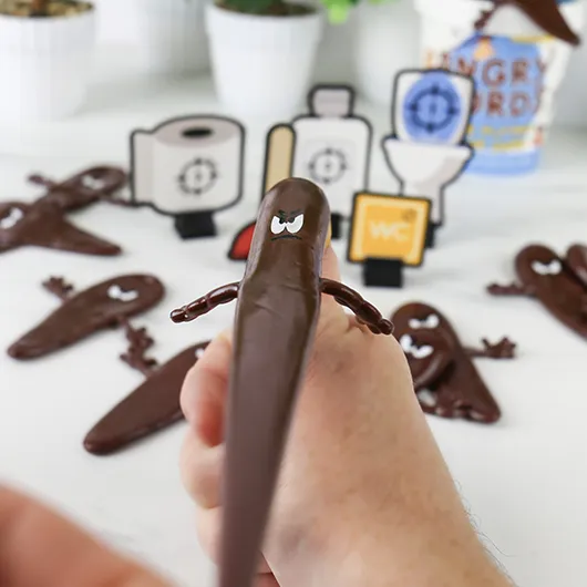 Angry Turds – The Flying Poop Game